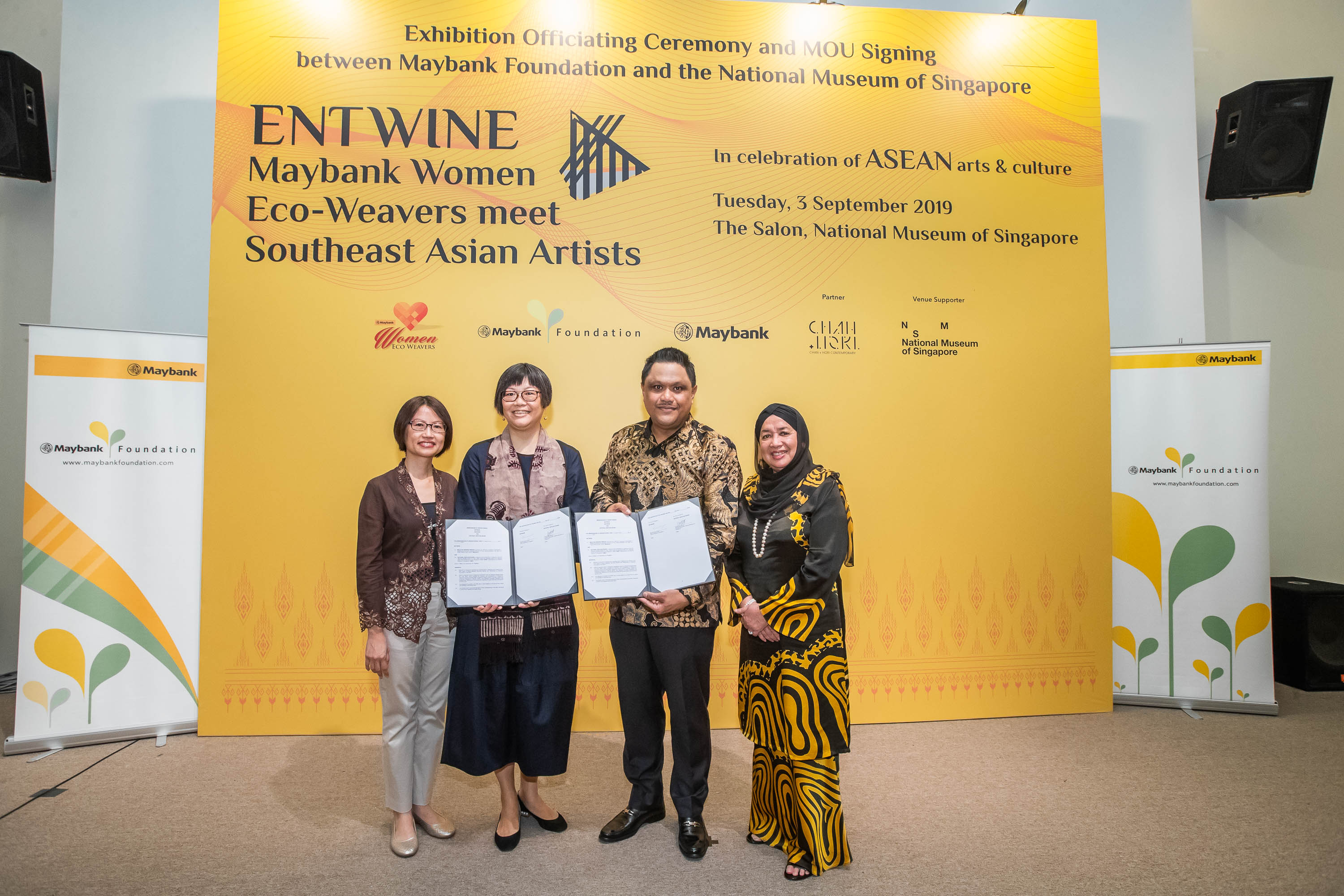 From left: Ms Jennifer Chan, Deputy Chief Executive of NHB; Ms Chung May Khuen, Director-Designate for National Museum of Singapore; Shahril Azuar Jimin, CEO of Maybank Foundation and Datuk Mohaiyani Shamsudin, Chairman of Maybank & Maybank Foundation after the MOU signing.